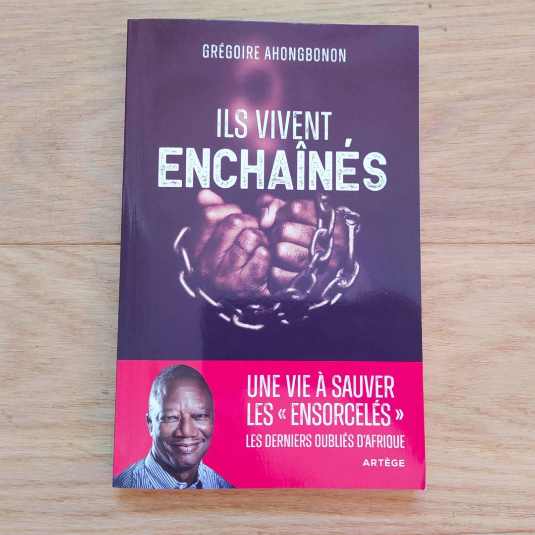 Ils vivent enchaînés