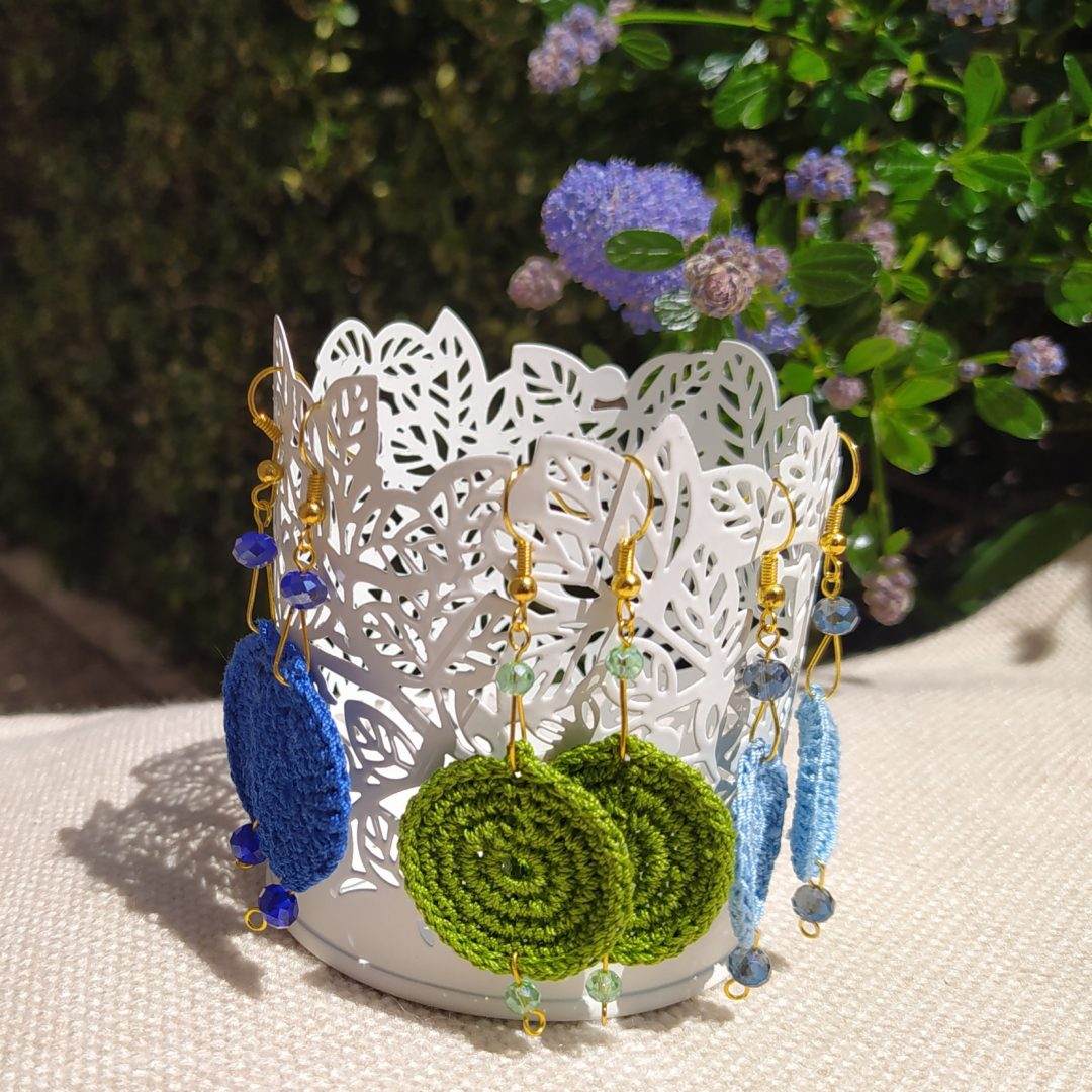 BOUCLES D'OREILLES - CROCHET BLEU CIEL