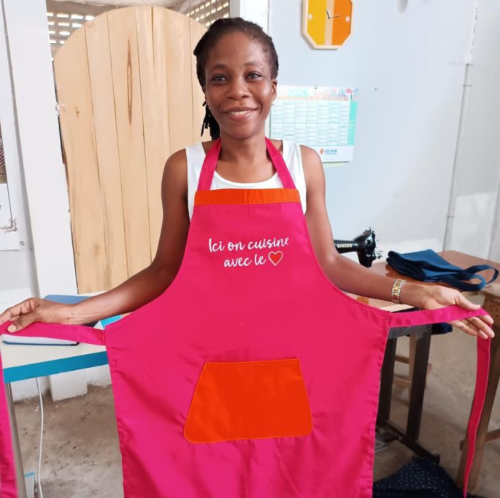 tablier du Bénin, ici on cuisine avec le cœur